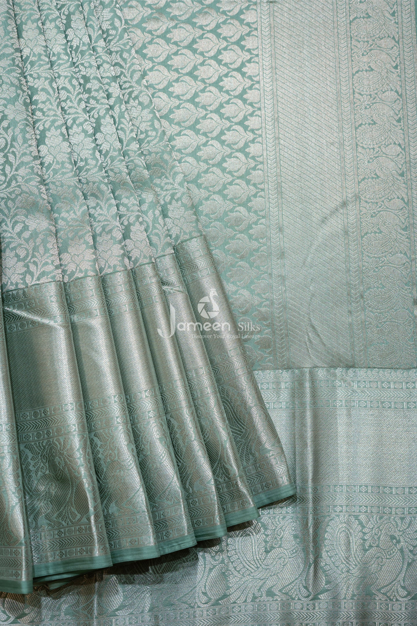 GREEN KANJUVARAM SILK SAREE