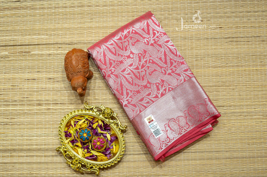 Red kanjivaram silk saree
