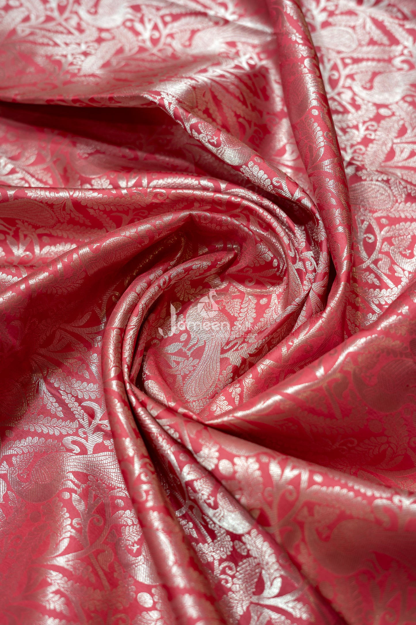 Red kanjivaram silk saree