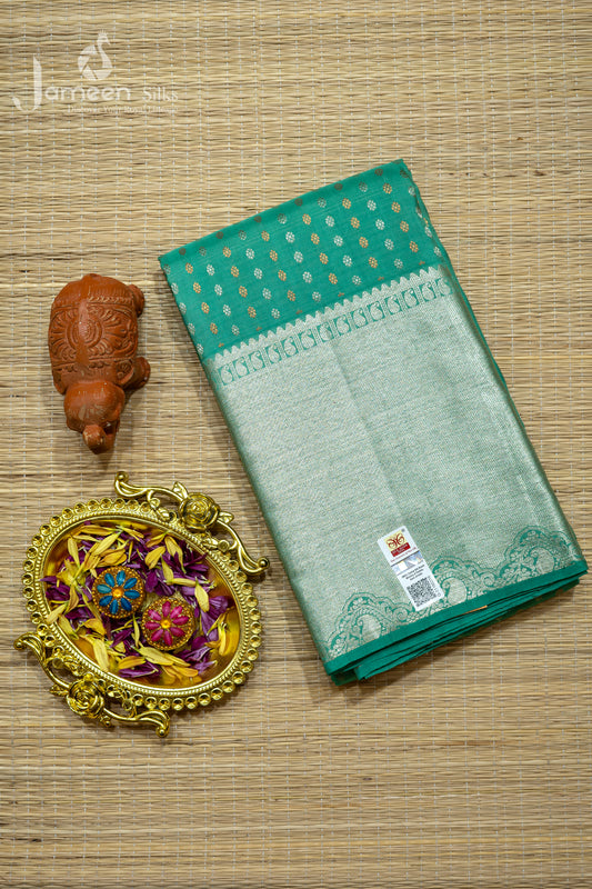 Kanjivaram silk saree